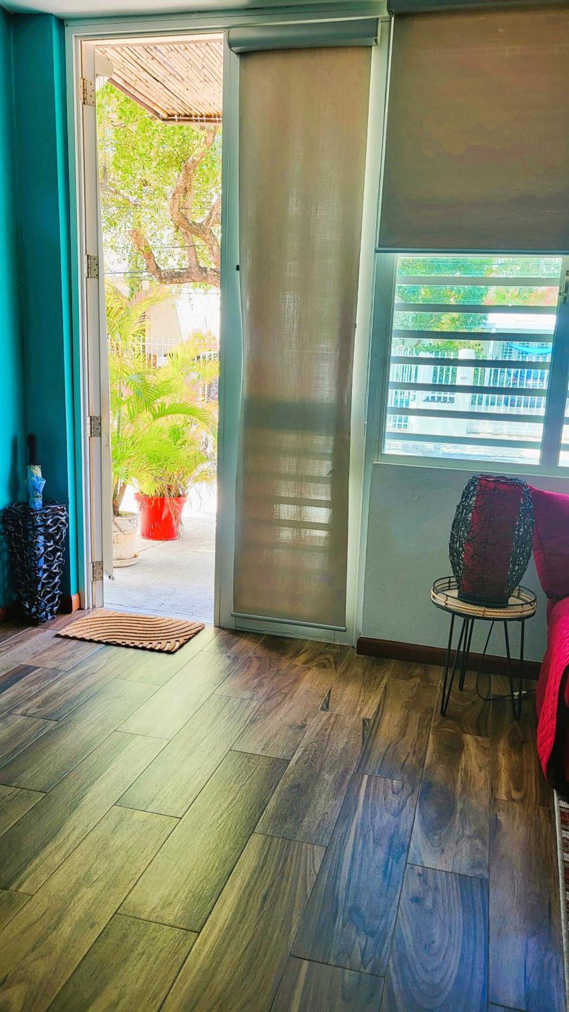 Cozybeach Large 1Bdrapt 50 Steps From Atlantic Ocean Private Street Between Ocean Park & Isla Verde 5 Mins From Airport San Juan Ngoại thất bức ảnh